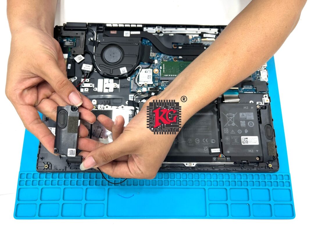 Thay loa laptop Acer 4830 5755G E1-521 E1-571 V3-571 5 Thay loa laptop Acer 4830 5755G E1-521 E1-571 V3-571